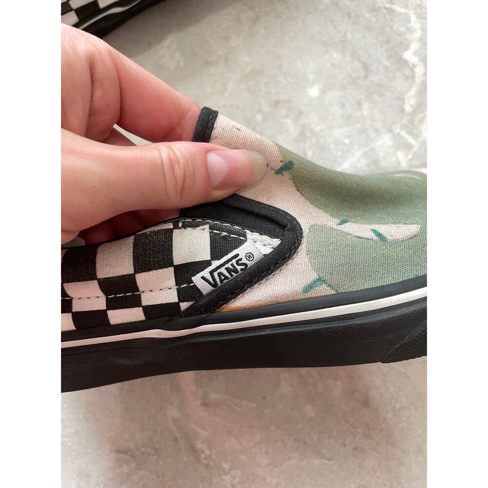 Vans Classic Slip On Sneakers Cactus Checkerboard B&W Womens 6.5 White Black - Picture 7 of 9
